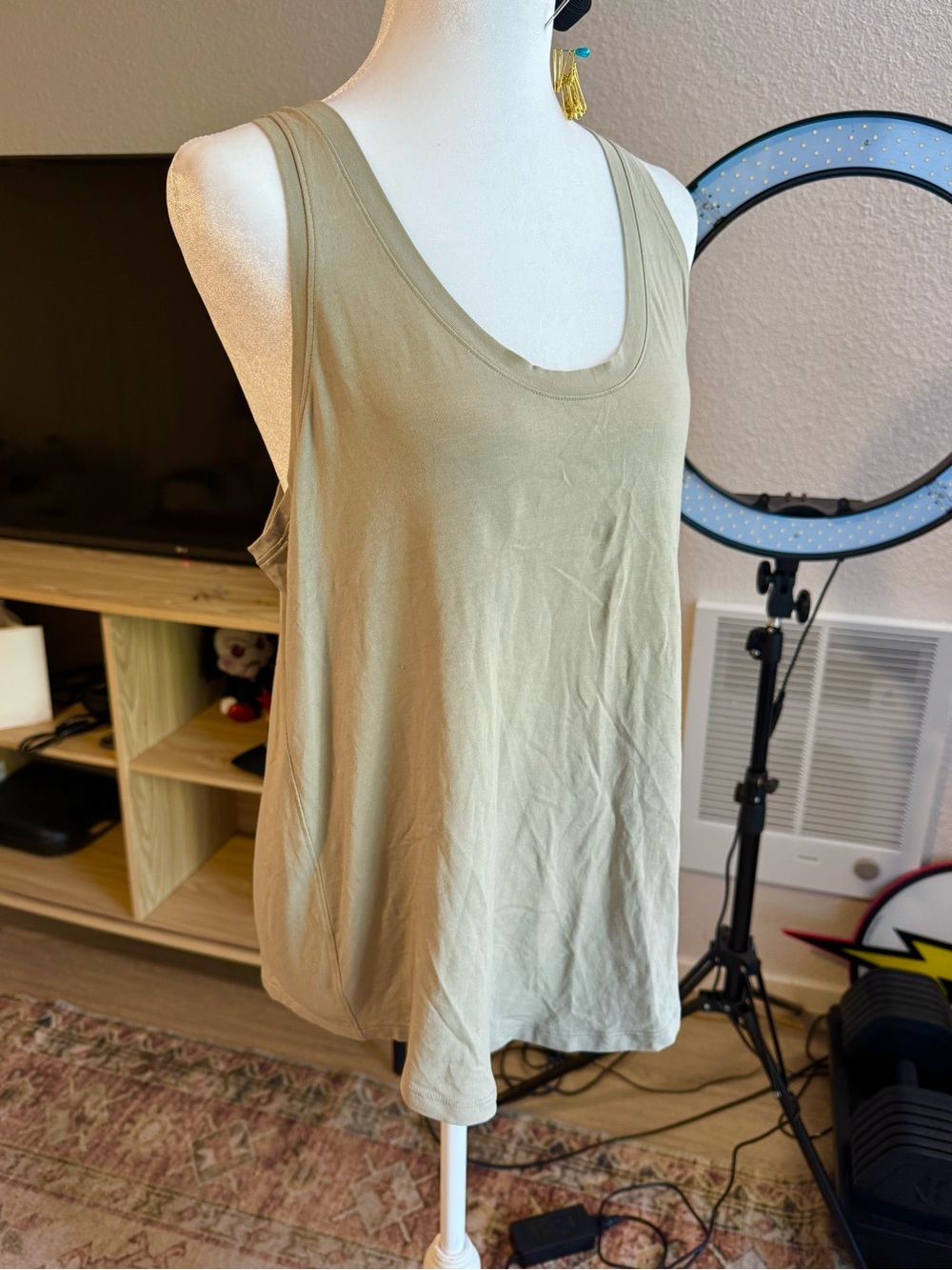 Lululemon workout top